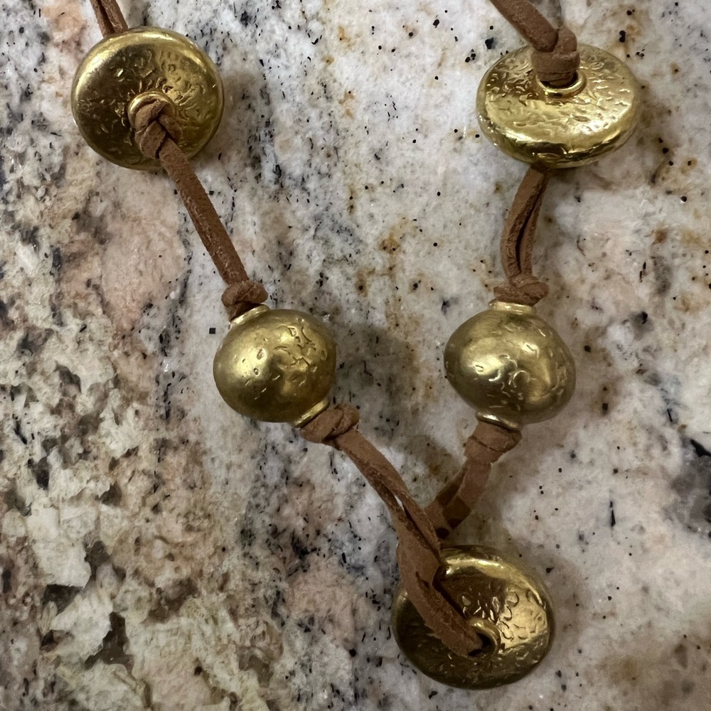 CHICO’S unique necklace